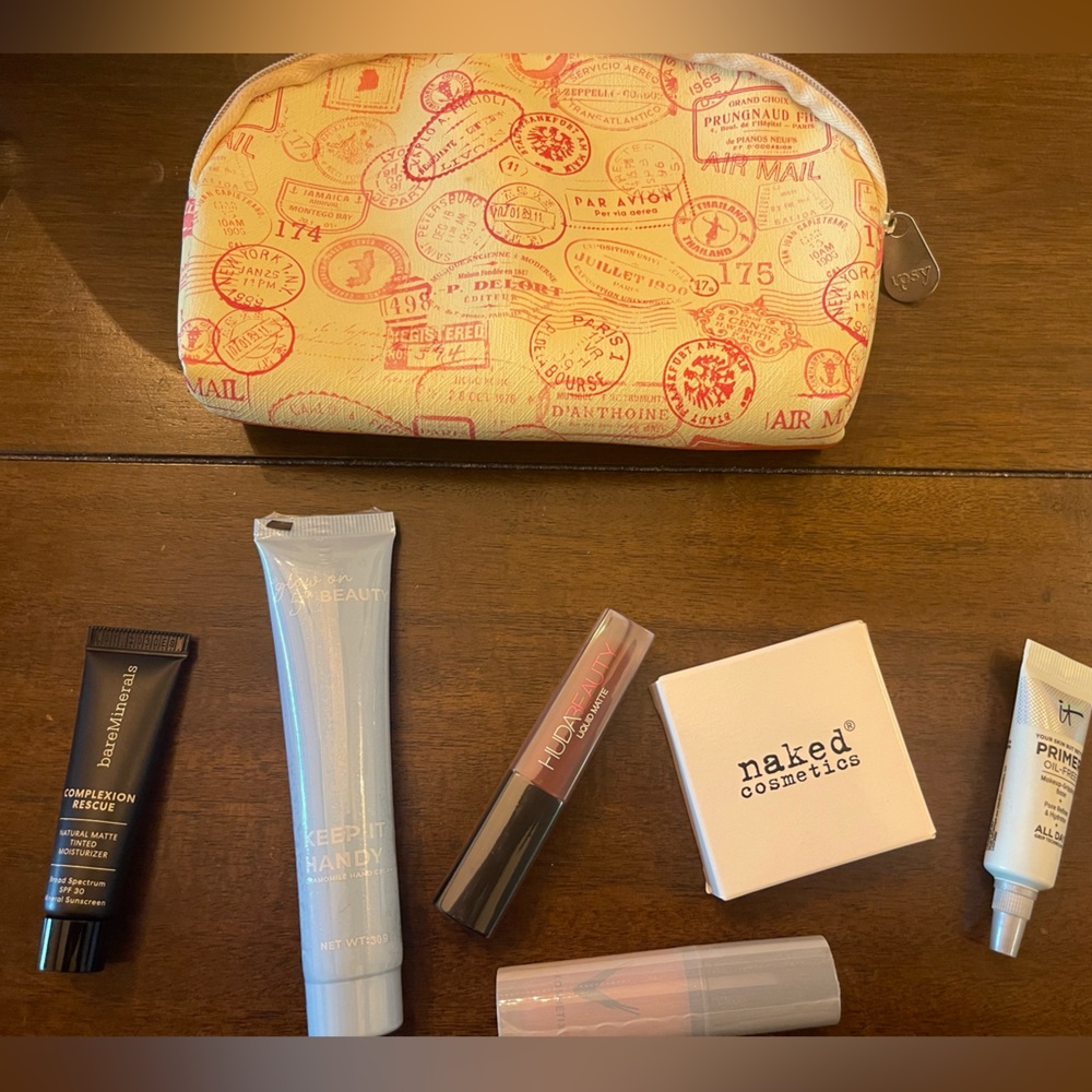 Brand New Make up Mix & Bag (Ipsy)